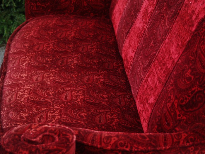 bretz 4422 sofa lucky rot paisley designklassiker 13