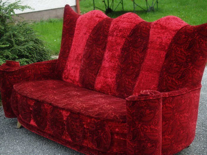 bretz 4422 sofa lucky rot paisley designklassiker 16