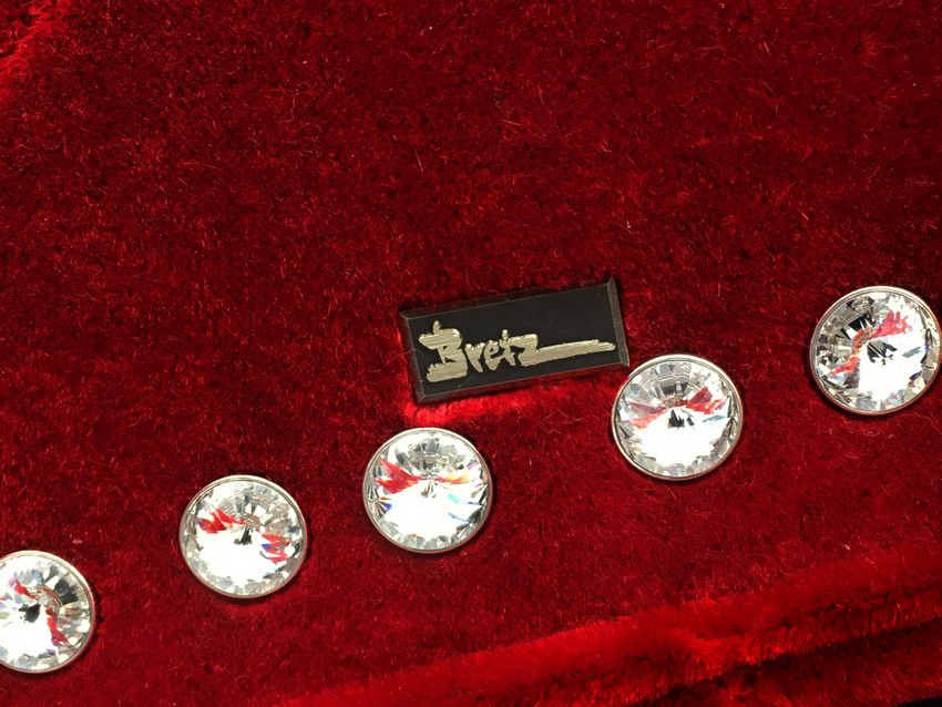 Bretz Mammut rotes Glamoursamt Sofa 31 bretz 4754 mammut mamma sofa mohair rot swarovski opernstoff 3