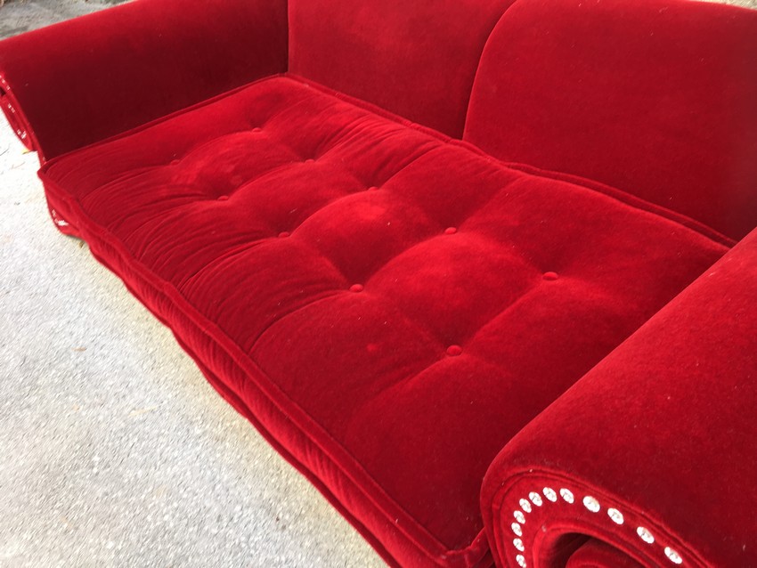 Bretz Mammut Sofa Swarovski Kristalle Design Riesensofa gebraucht Mohair rot Bretz Mammut Sofa Swarovski Kristalle Design Riesensofa gebraucht Mohair rot