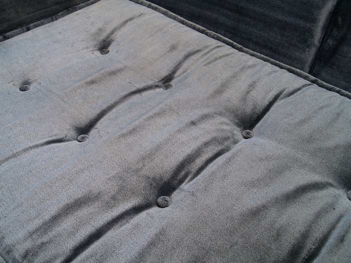 Bretz Sofa Mammut gebraucht silber Samtstoff metall chrom