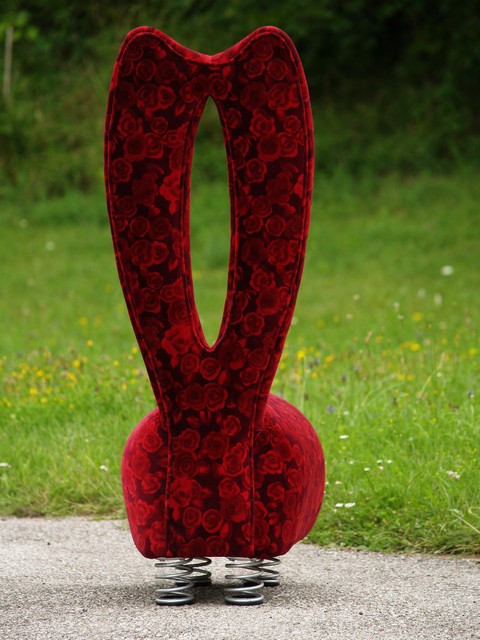 Bretz Designklassiker Sofa Rosenstoff Bunny Sessel Stuhl Rosen grün rot