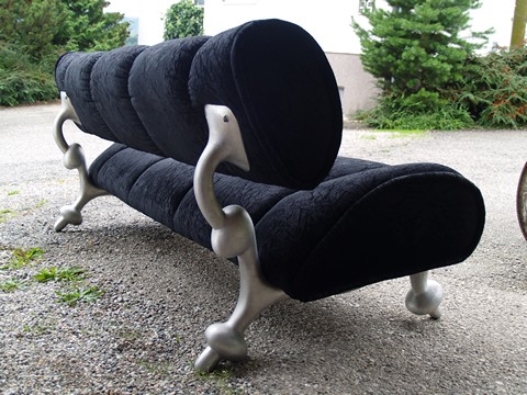 OLYMPUS DIGITAL CAMERA Bretz Designklassiker Sofa noir silver Design Möbel Shop Rübe