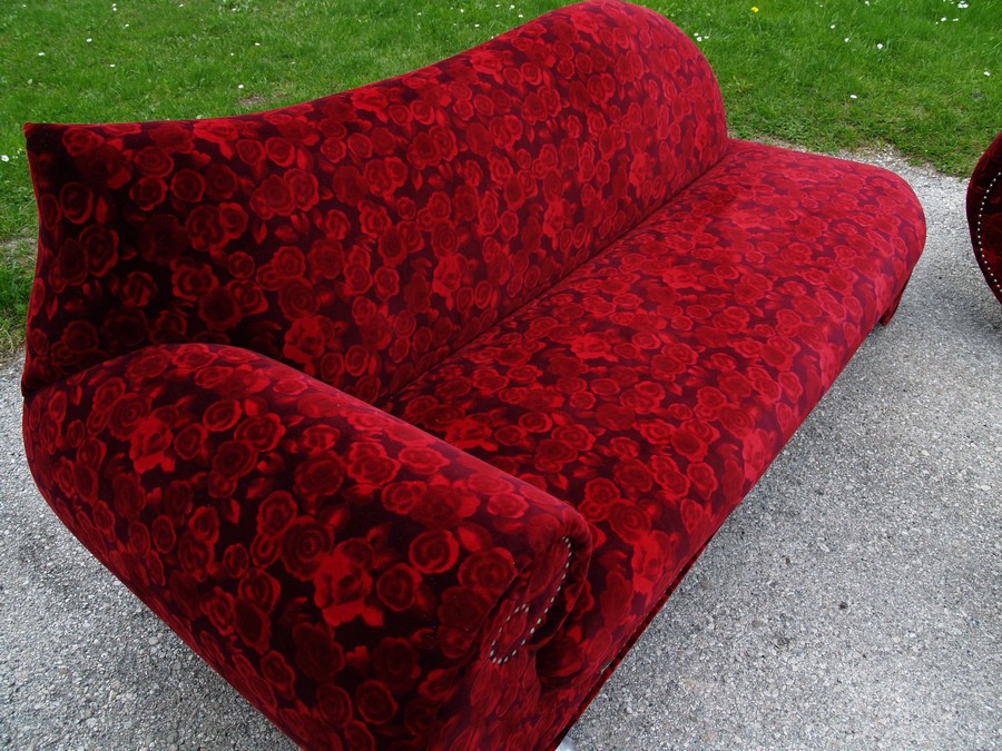 Bretz Designklassiker Sofa Gaudi Recamiere BArock Lounge Rosenstoff rot