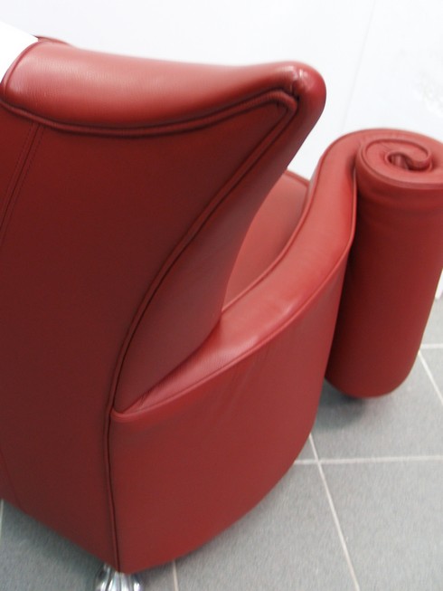 Bretz sofa designklassiker lounge lucky rot weiß