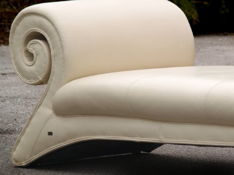 Bretz Mammut rotes Glamoursamt Sofa 8 bretz mammut creme leder recamiere 10