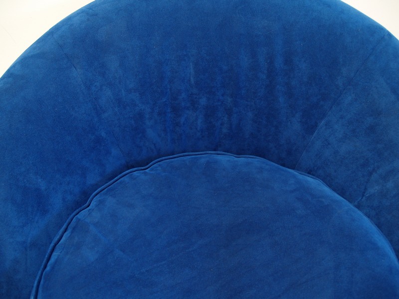 Bretz sofa designklassiker lounge ufo pool blau kräuselvelours