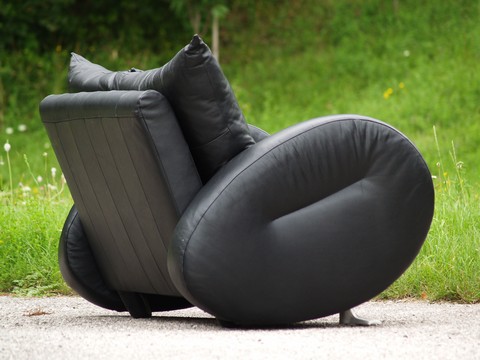 OLYMPUS DIGITAL CAMERA Bretz Designklassiker Sofa schwarz neuwertig Sammlerstück Popeye Gaudi Leder schwarz Stuhl