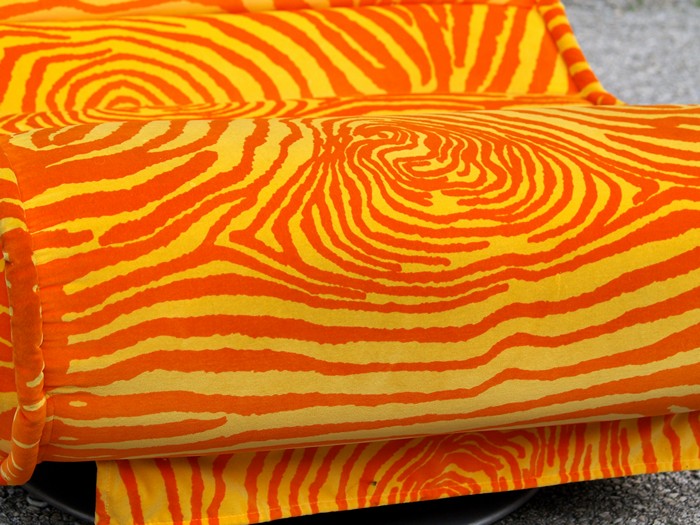 Bretz Designklassiker Sofa Stuhl Laola Hookipa Liege Lounge zebra tangerine orange