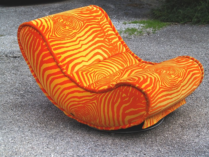 Bretz Designklassiker Sofa Stuhl Laola Hookipa Liege Lounge zebra tangerine orange Relaxstuhl