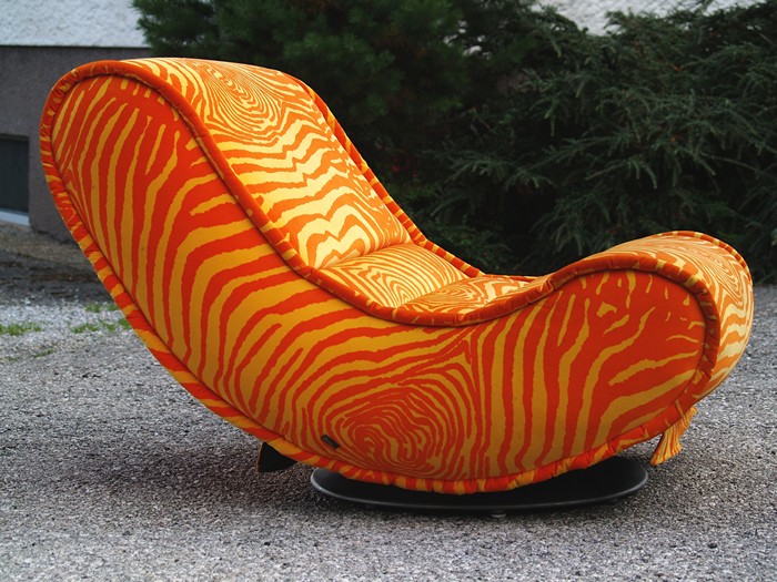 Bretz Designklassiker Sofa Stuhl Laola Hookipa Liege Lounge zebra tangerine orange Relaxstuhl