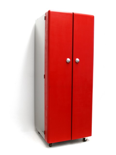 OLYMPUS DIGITAL CAMERA Bretz sofa designklassiker metall schrank rot fat boy