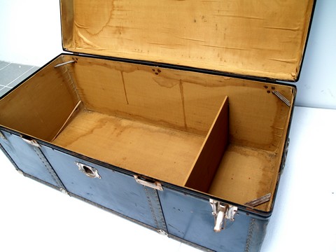 OLYMPUS DIGITAL CAMERA Überseetruhe