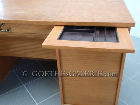 antiker Rollladenschreibtisch