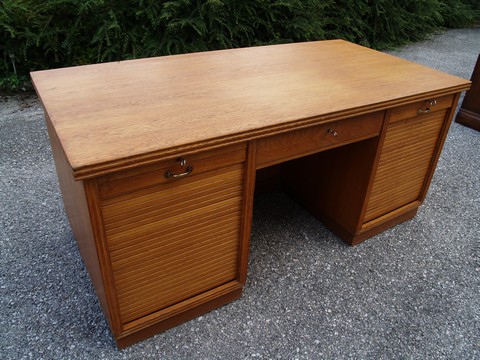 Schreibtisch antik restauriert massivholz Herrenzimmer Möbel Antiquität beschnitzt Rolladen Vintage Midcentury Industrial