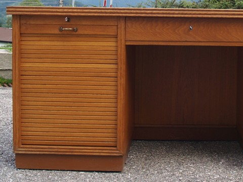 Schreibtisch antik restauriert massivholz Herrenzimmer Möbel Antiquität beschnitzt Rolladen Vintage Midcentury Industrial