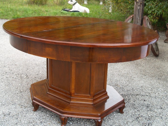 antiker Tisch ausziehbar runder Hotel Speisetisch