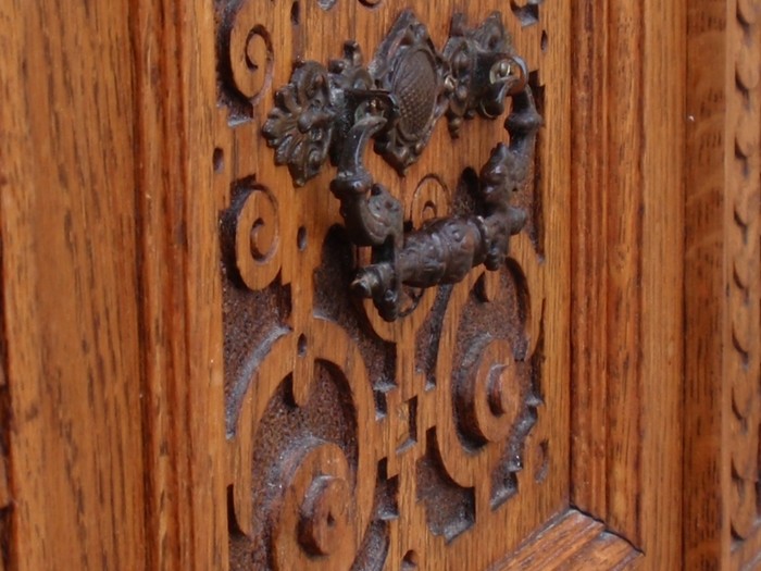 Truhe antik beschnitzt Gründerzeit Datiert Antike Truhe beschnitzt und datiert 1902