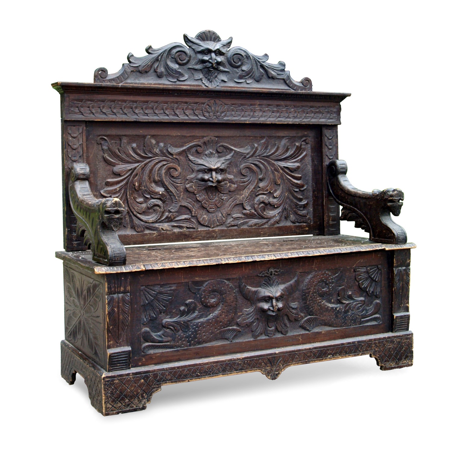 OLYMPUS DIGITAL CAMERA Truhenbank antik Barock Neo Rennaissance Sitzbank Fratzen Satyr Möbel Faun beschnitzt Holz Teufel Köpfe