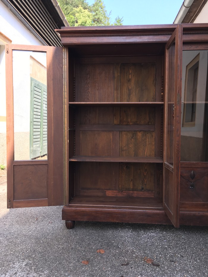 vitrine 4478 geschirrschrank buecherschrank antik saeulen 5