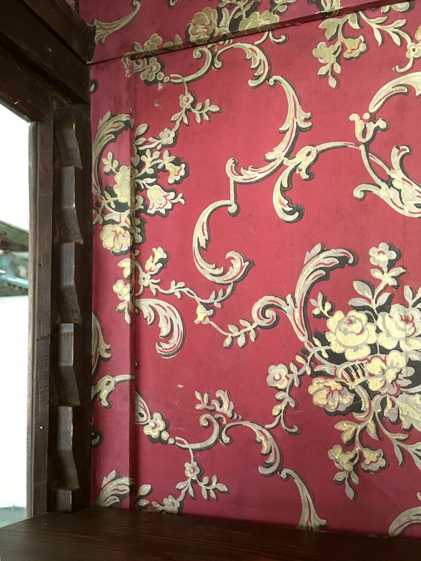 Schrank antik Engel Putten Renaissance Vitrine Bücherschrank Blätter Antiquität Möbel Renaissance Jugendstil Fratzen Satyr Barock