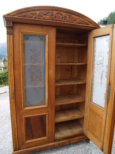 Bücherschrank Vitrine antik Historismus Möbel