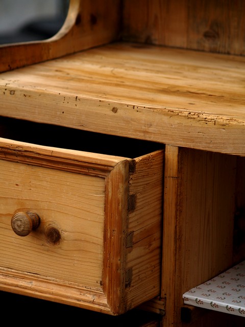 küchenschrank antik Tellerregal massivholz tellerboard altholz Kommode Antiquität