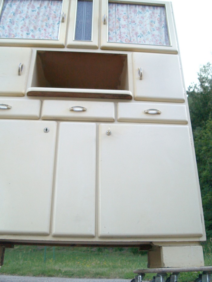 Küchenschrank creme antik Vintage 40er- 50er-jahre Küchenmöbel Midcentury pastell