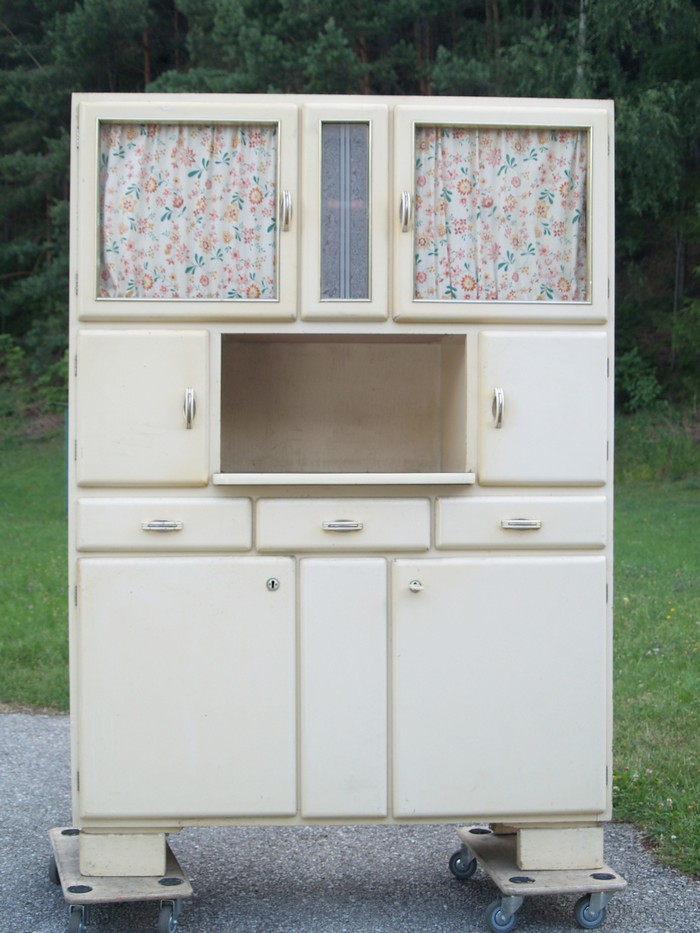 Küchenschrank creme antik Vintage 40er- 50er-jahre Küchenmöbel Midcentury pastell