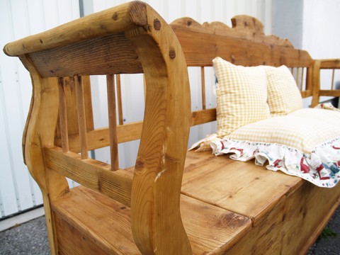 Antike Küchenbank Truhenbank Weichholz restauriert Antike Küchenbank Truhenbank Weichholz restauriert