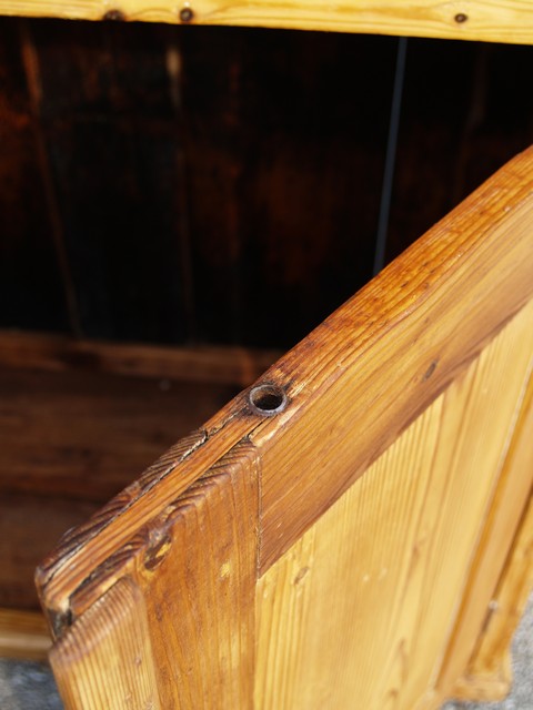 antiker Bauernmöbel Schrank Küchenschrank Bauernschrank Massivholz