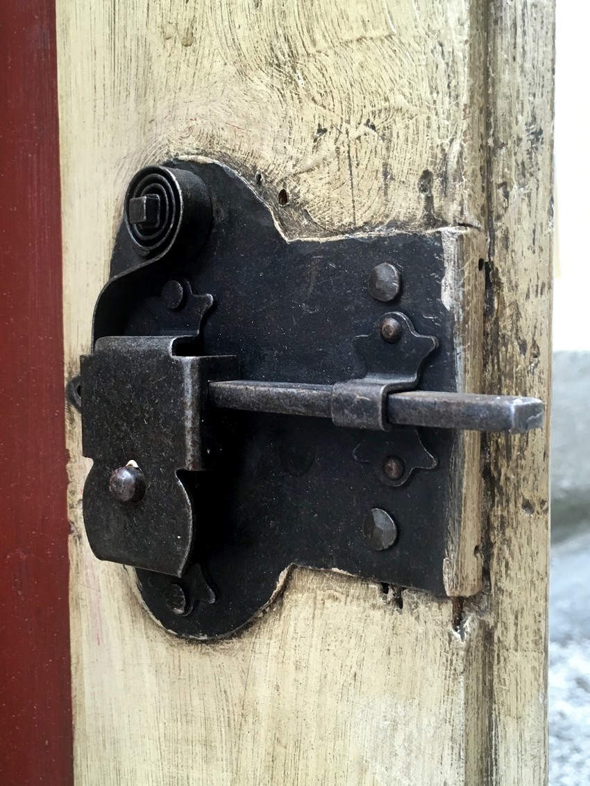 Bauernschrank antiker Dielenschrank bemalt