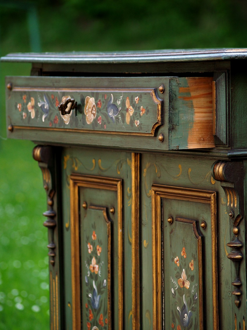 Antikes Vertiko antiker Halbschrank