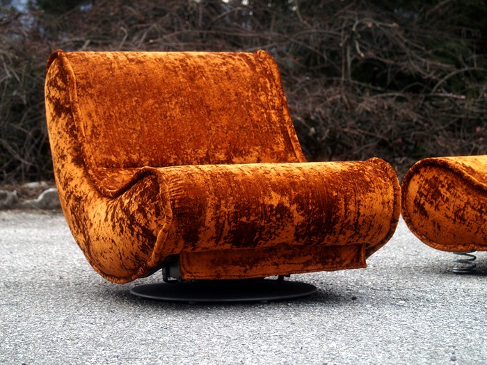 Bretz Liege Schaukelstuhl gold bronze Samtstoff Laola Hookipa Sessel Designmöbel