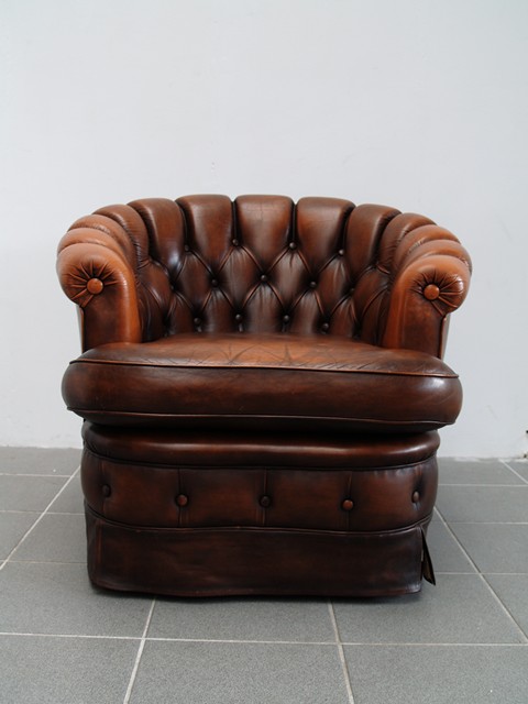 OLYMPUS DIGITAL CAMERA chesterfield sofa leder clubsessel fauteul braun rot grün antik stuhl