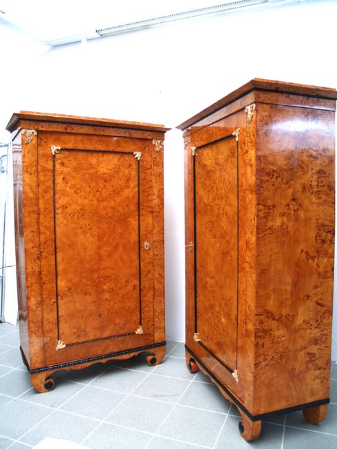 Biedermeier Schränke restauriert Danhausen Kästen Ahorn Pärchen g2198 Möbel Restaurator