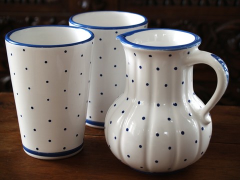 GMUNDNER KERAMIK blau getupft Tupferlblau Kanne 4 Gmundner Keramik Teller Kaffeetasse neuwertig Becher Kanne blau punkte tupferl
