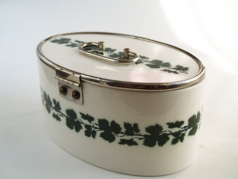 Keksdose Metallmontur Keramik Vintage antik creme silber Weinbergblätter Weintrauben