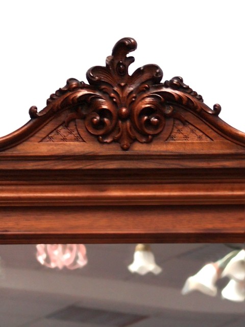 Antike Spiegelkommode Pfeiferlbarock Pfeife