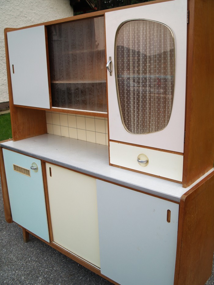 Küchenschrank creme antik Vintage 40er- 50er-jahre Küchenmöbel Midcentury pastell