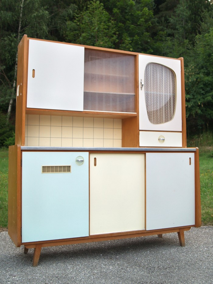 Küchenschrank creme antik Vintage 40er- 50er-jahre Küchenmöbel Midcentury pastell