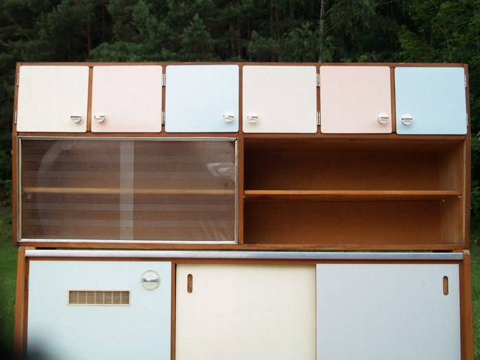 Küchenschrank creme antik Vintage 40er- 50er-jahre Küchenmöbel Midcentury pastell