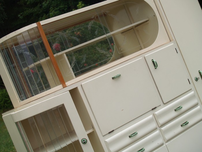 Küchenschrank creme antik Vintage 40er- 50er-jahre Küchenmöbel Midcentury pastell artdeco