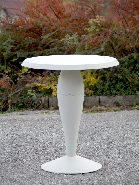 Fotos (c) zeigen: Kartell, Tisch, Philippe Starck, Miss Balu Philippe Stark Tisch Kartell Miss Balu Vintage Design