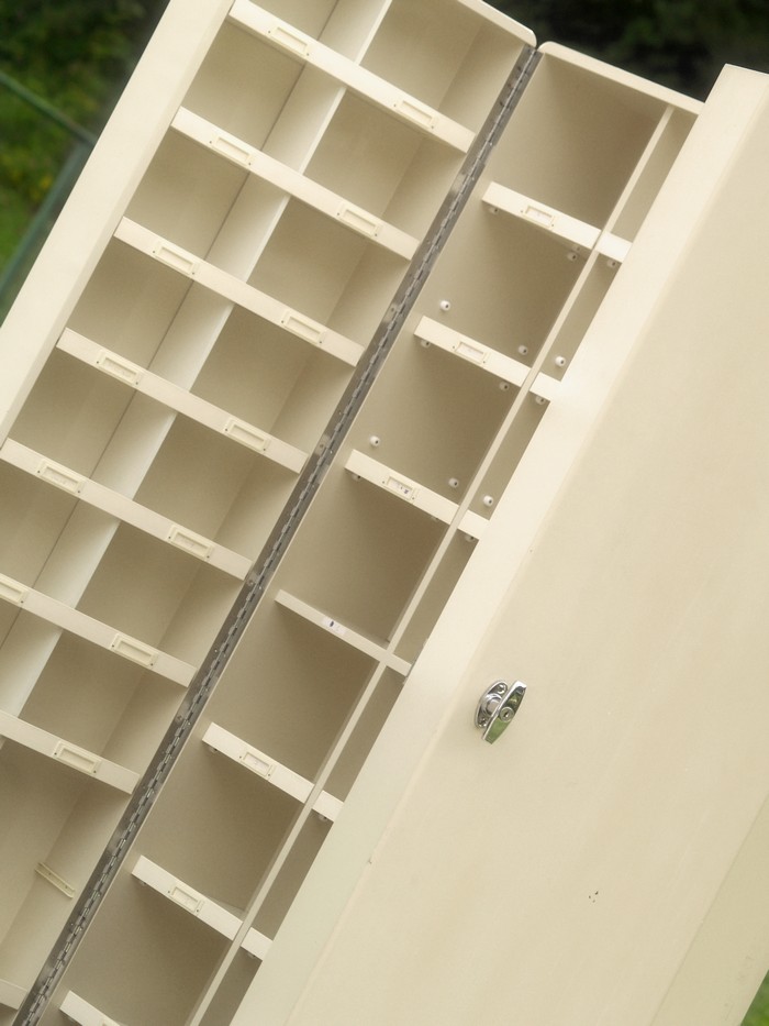 schrank 4415 metall arztschrank apothekerschrank creme vintage 11