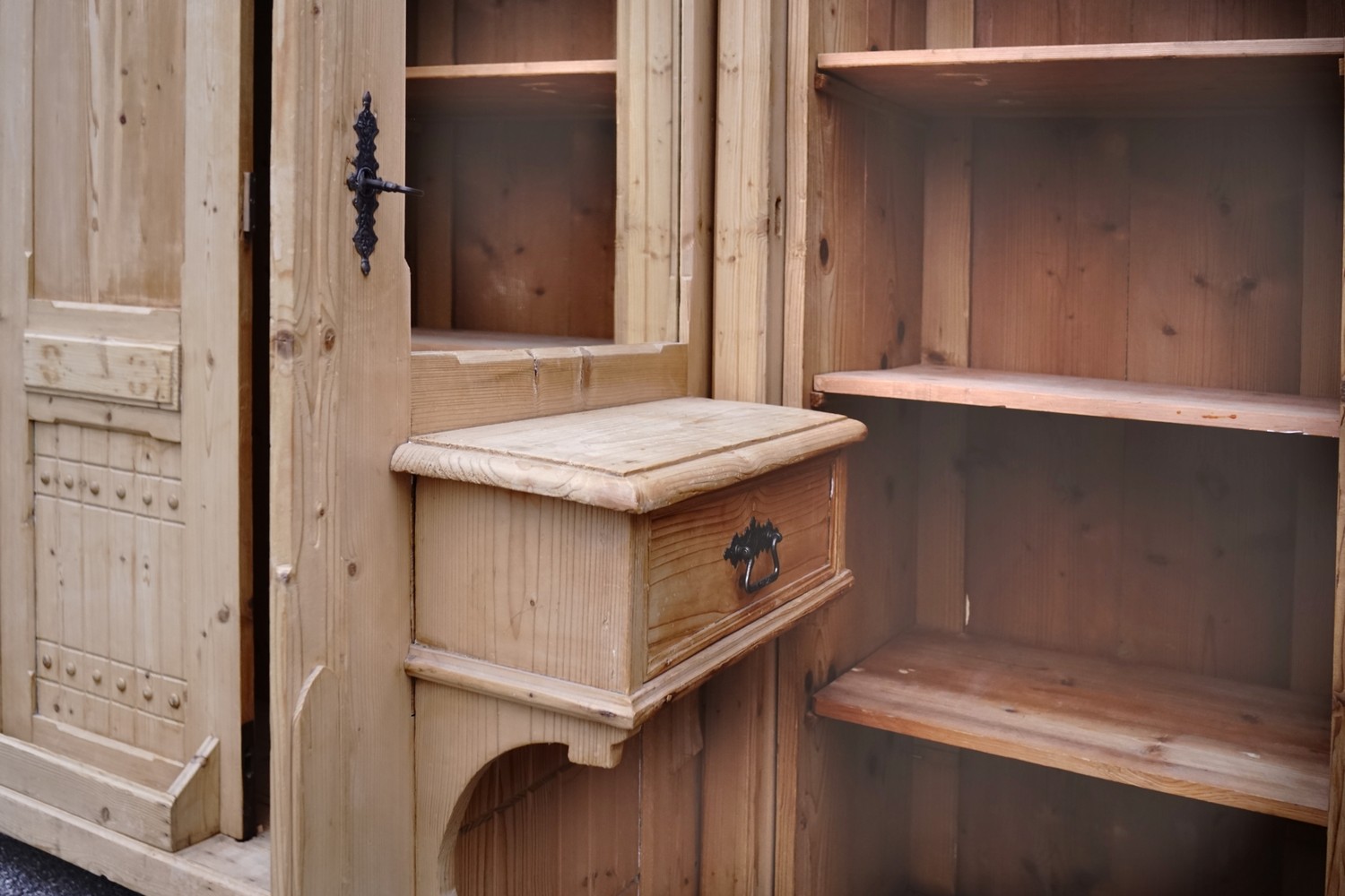 schrank 5148 weichholz garderobe garderobenschrank vorzimmerschrank garderobenkasten kasten antik 17