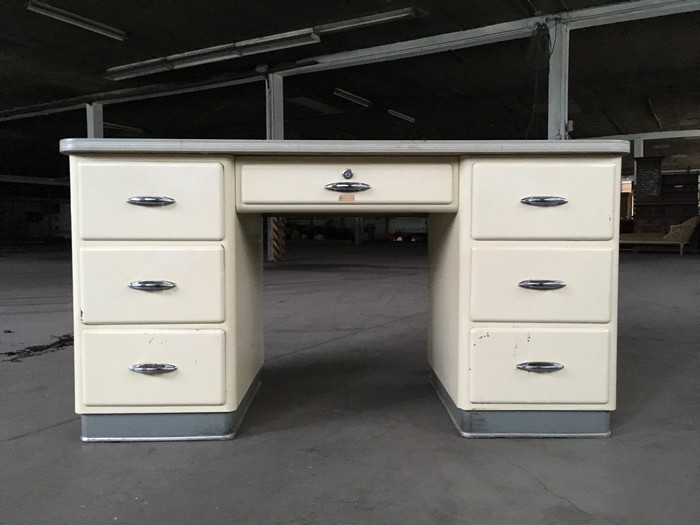 Arztschreibtisch Metall Schreibtisch creme weiß Vintage Retro antik Mauser Schreibtisch antik