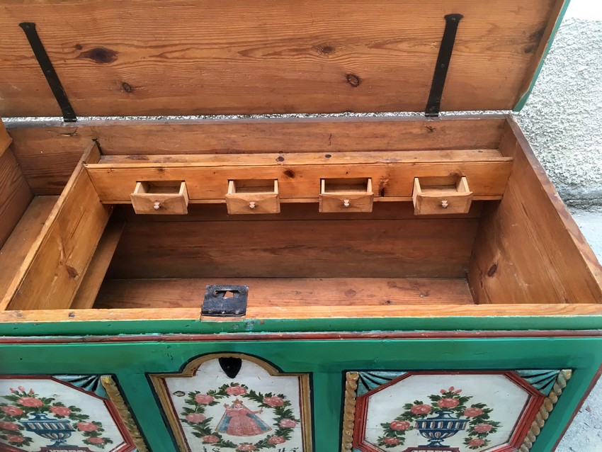 Truhe antik Vollholz Laden Antiquität kaufen Shop Munitionstruhe alte Holzkiste