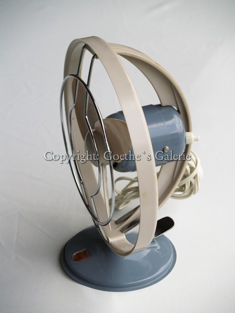 Ventilator antik Siemens Pastell grau creme 50s 60s Design Film Requisite