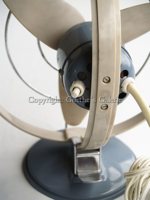 Ventilator antik Pastell grau creme Elektrogerät Midcentury